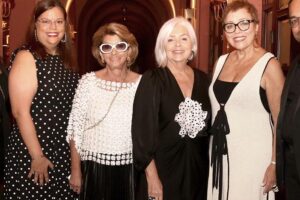 Noche de moda con causa